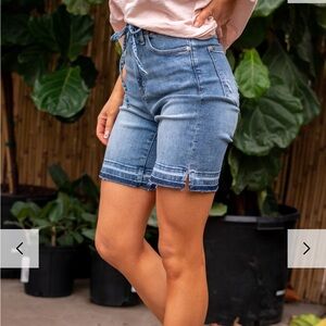 Judy Blue Bermuda shorts 1XL